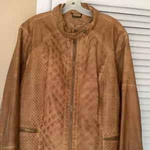 Like new! Worn twice. Women’s faux leather jacket